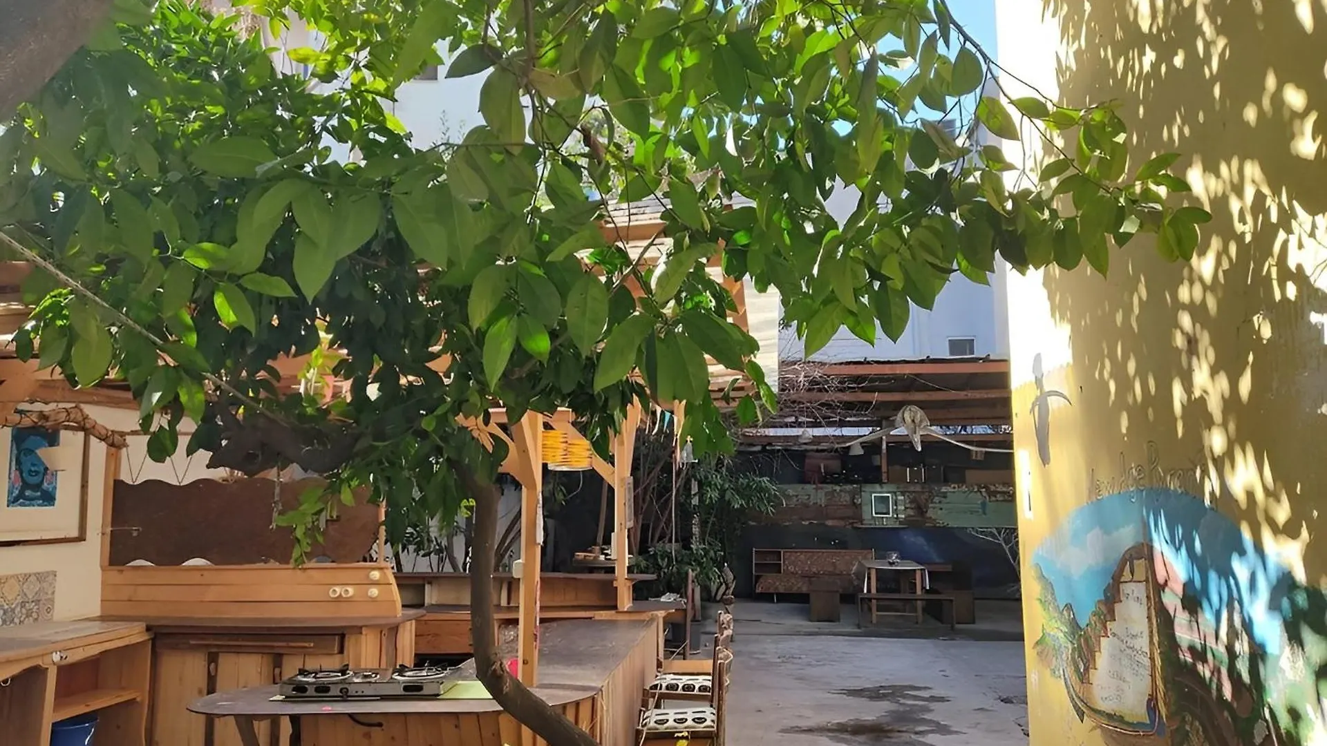 Tirana Backpacker Hostel 0*,  Albania
