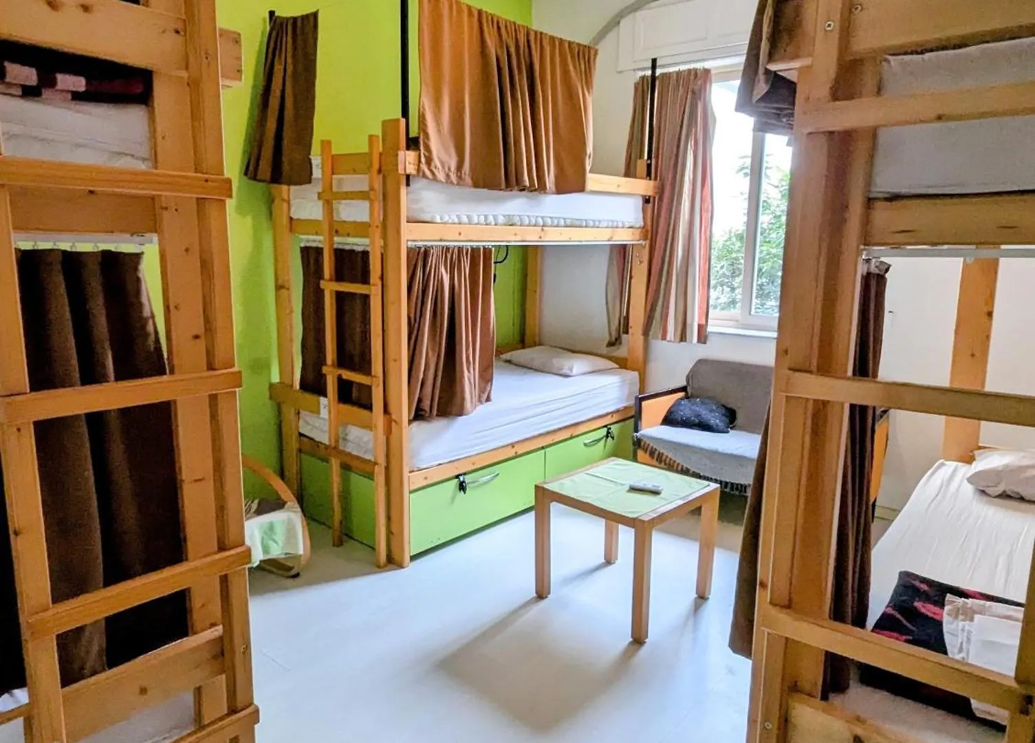 Tirana Backpacker Hostel