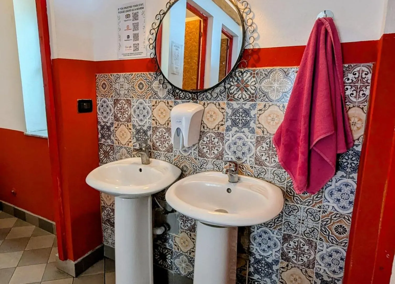 Tirana Backpacker Hostel Albania