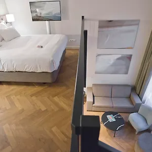 ***** Hotel Pestana Riverside Países Bajos